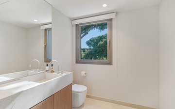 Property slide 36