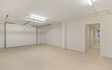 Property slide 39