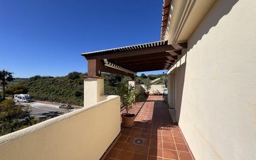 Property slide 32