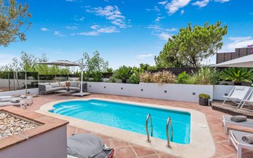 Property slide 30