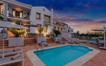 Property slide 39
