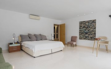 Property slide 33
