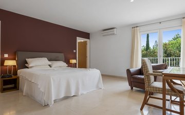 Property slide 41