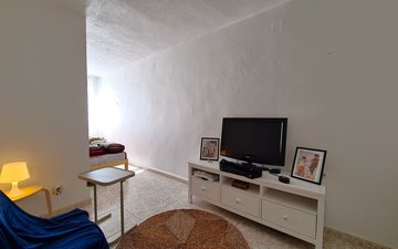 Property slide 40