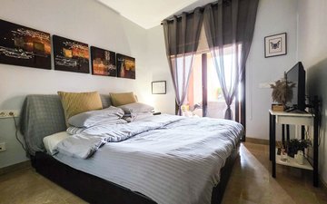 Property slide 10