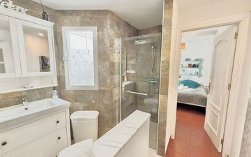 Property slide 16