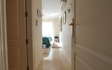 Property slide 21