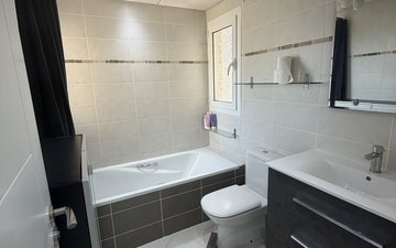Property slide 14