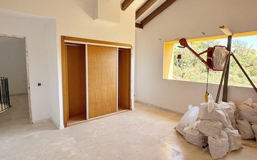 Property slide 15
