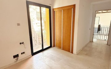 Property slide 16