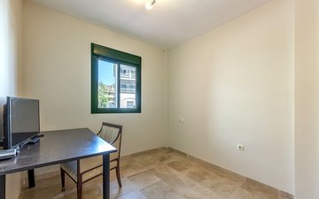 Property slide 10