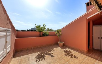 Property slide 25