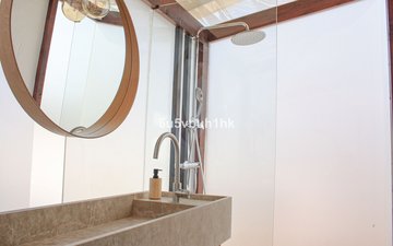 Property slide 39