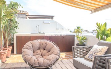 Property slide 44