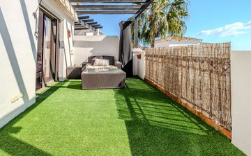 Property slide 22