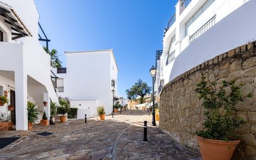 Property slide 29