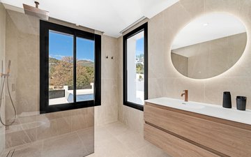 Property slide 18