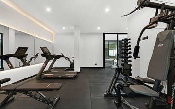 Property slide 30