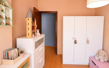 Property slide 16