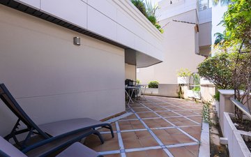 Property slide 25