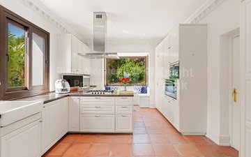 Property slide 7