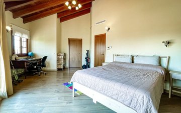 Property slide 23