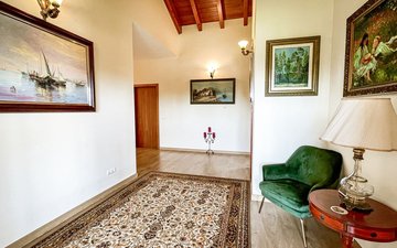 Property slide 32