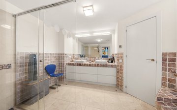 Property slide 25