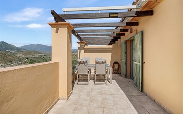 Property slide 32