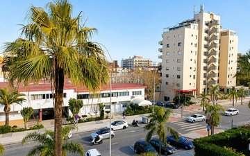 Property slide 21