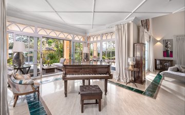 Property slide 8