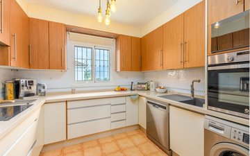 Property slide 17