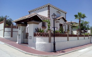 Property slide 35