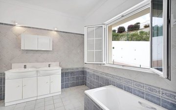 Property slide 20