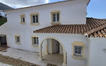 Property slide 27