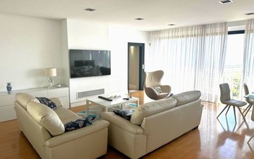 Property slide 7