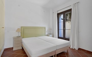 Property slide 14