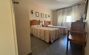 Property slide 10