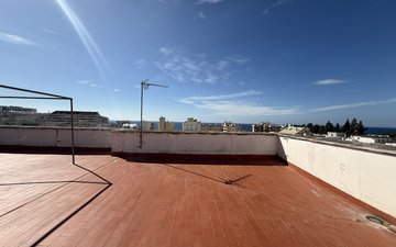 Property slide 22