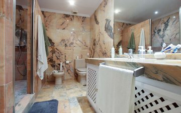Property slide 14