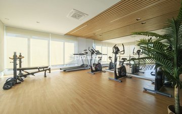 Property slide 31