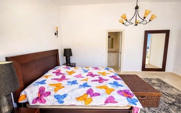 Property slide 35