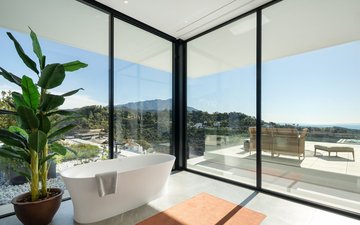 Property slide 32