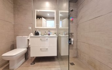 Property slide 15