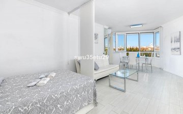 Property slide 10