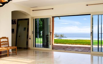 Property slide 10