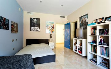 Property slide 20