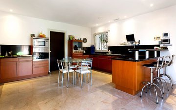 Property slide 7