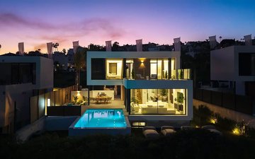 Property slide 28