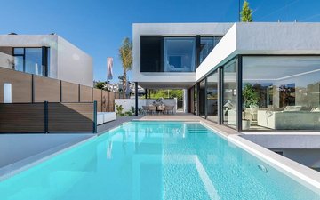 Property slide 30